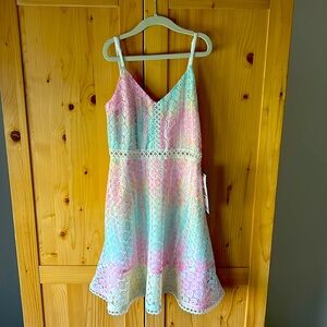 Junior Dress / size XXS, approximately size 8-10 in girls. Never worn, NWT.